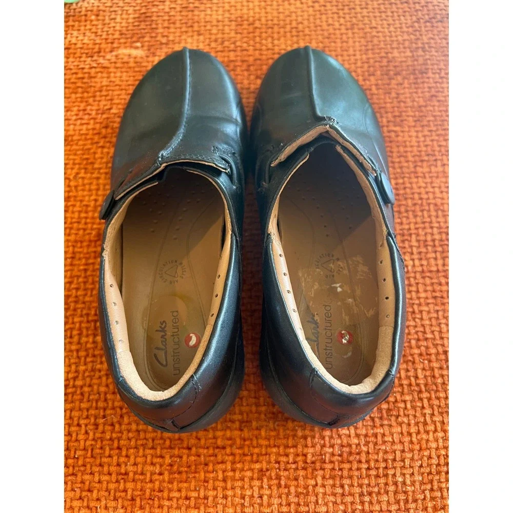 Clarks Black‎ Leather Slip On Loafers Comfort  Womens Shoes Sz 5/35 New